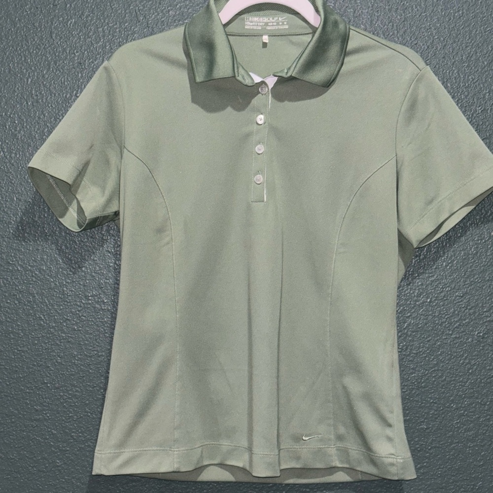 Nike Women's fitted Sage Polo